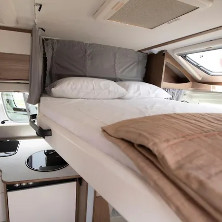 Camperlifecrete * La Canea