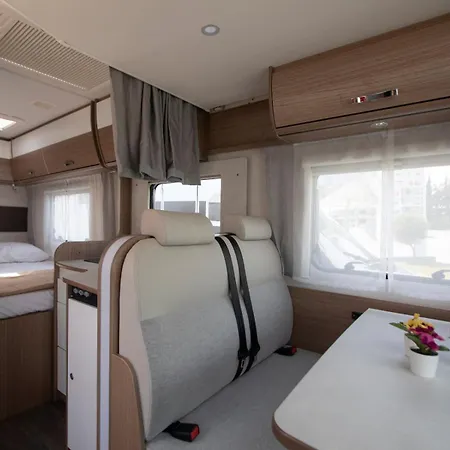 캠프장 Camperlifecrete 하니아