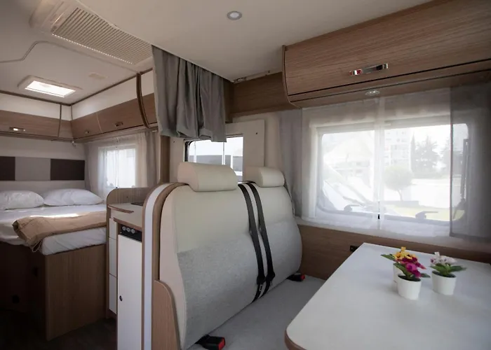 캠프장 Camperlifecrete 하니아